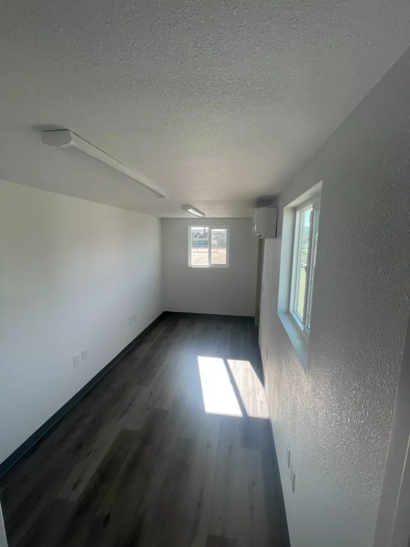 20ft office in refurbished shipping container 20ft office in refurbished shipping container