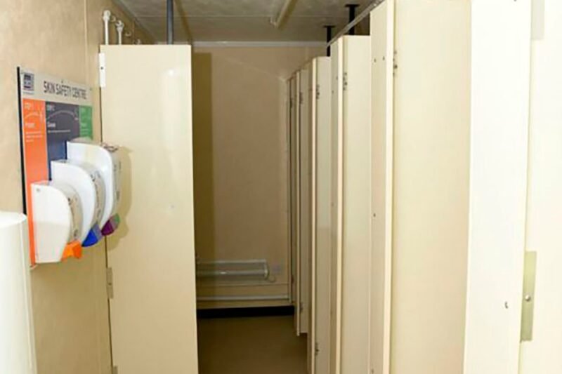 4+1 steel toilet cabin 20ft x 9ft 4+1 steel toilet cabin 20ft x 9ft