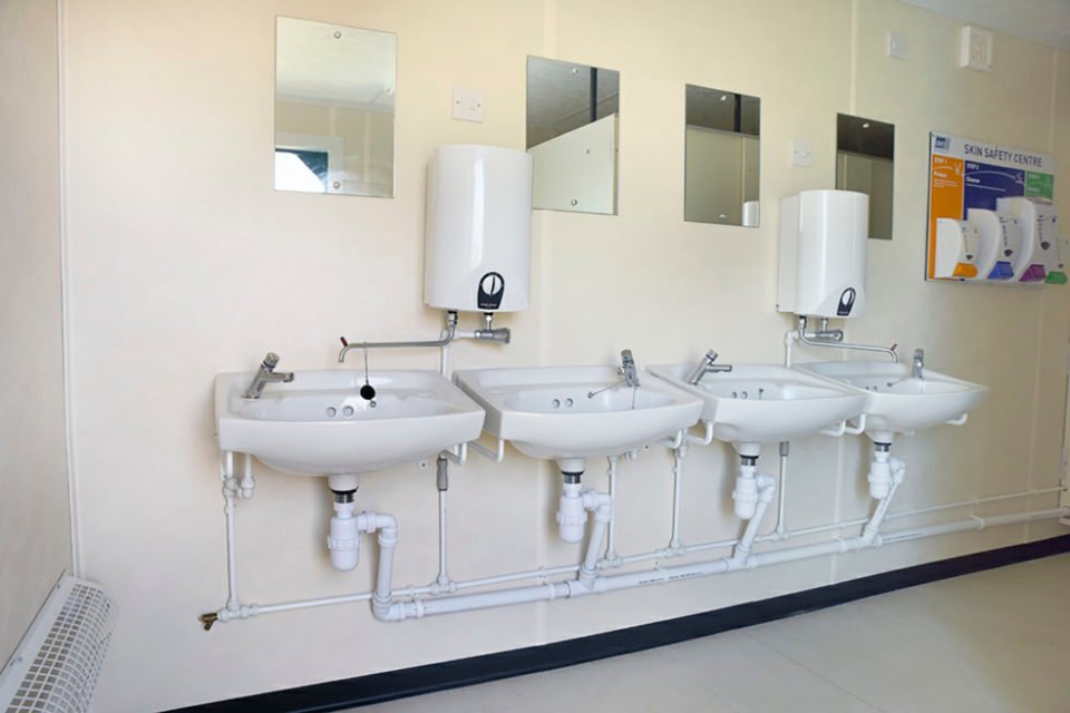 4+1 steel toilet cabin 20ft x 9ft 4+1 steel toilet cabin 20ft x 9ft